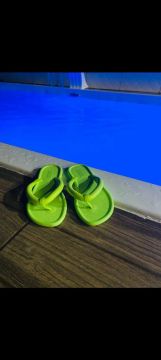 Chinelo Neon