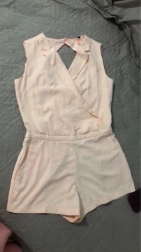 Macacão feminino rosa claro