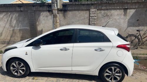 HB20 1.0 Hatch Copa Fifa comfort 2015