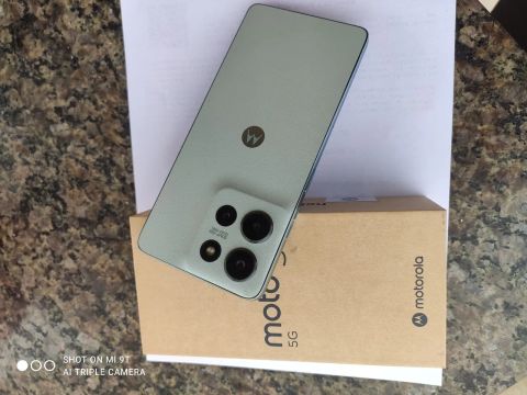 Vendo moto g57