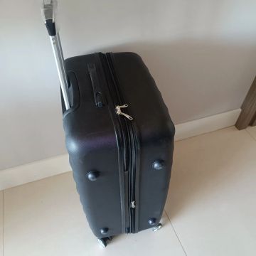 Mala de Viagem Preta (Grande)