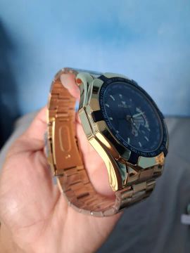 Relógio Dourado FNGEEN S001 Novo Masculino com Data Funcional 
