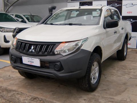 Mitsubishi L200 triton 2019 2.4 16v turbo diesel sport gls cd 4p 4x4 manual