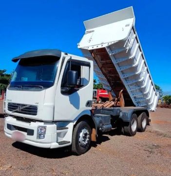 Volvo vm 270 6x2 caçamba basculante 12m 2012
