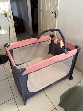 Berço portátil e colchão - muito conservado 