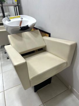 Lavatório para Salão Kixiki com encosto movel