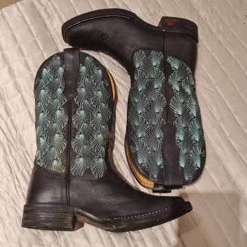 Texana feminina Goyazes Preta 