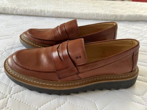 Sapato de couro da Marca Sérgio K N 38