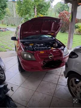 Vende se Prisma 2008