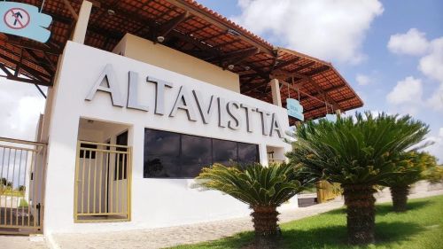 VENDO Casa de Alto Padrão no Condomínio Altavistta / Barra de São Miguel / AL