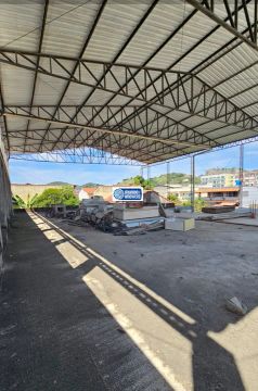 Predio uso comercial 720m² sendo 360m2 de terraço coberto