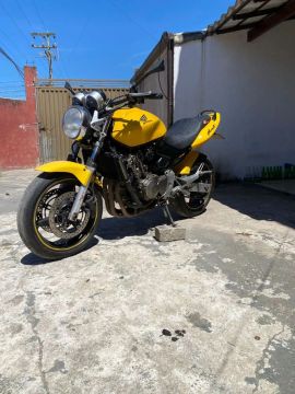 CB 600 Hornet carburada!
