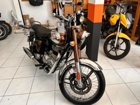 RE Royal Enfield Classic Chrome igual a 0km único dono troco moto 
