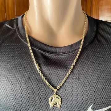 Corrente e pingente de moeda antiga