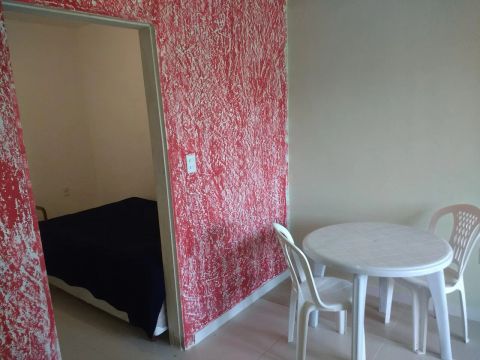 Apto - 1 Quarto + Sacada - *
