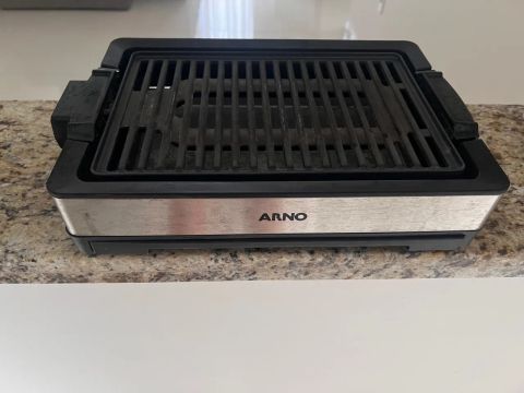Grill Elétrico Arno - Prático e moderno!