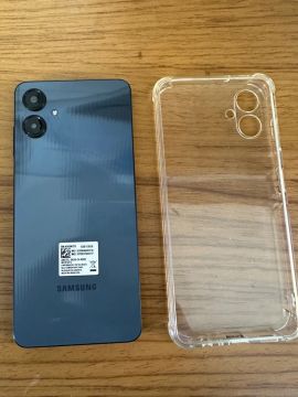 Samsung Galaxy A06 4GB 128GB - Novo