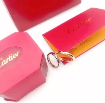 Alianças aneis Cartier de luxo banho 18 k