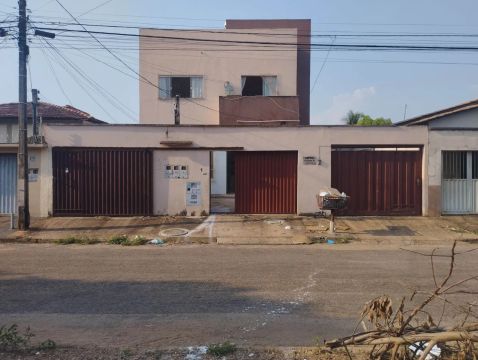  OPORTUNIDADE 1206 sul Casa R$ 1250, 00 de  2 quartos com vaga para carro 