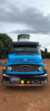 Caminhão  Mercedes Benz 1313
