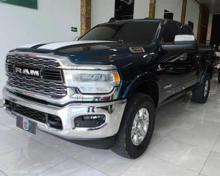 Ram 2500 6.7 I6 Turbo Diesel Laramie Cd 4X4 Automático