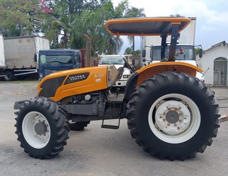 VENDO TRATOR VALTRA PARCELADO