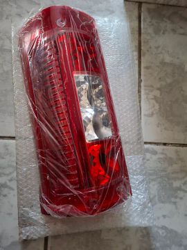 Vendo  sinaleira  traseira  ducato  2012/2013 lado do  motorista 