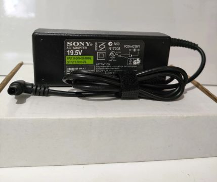 Carregador Sony para Câmera 19.5V 4.7A PCGA-AC19V1