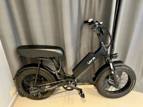 Bicicleta Elétrica Lev Cruiser Preta - Zerada!