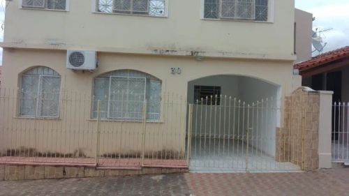 Aluga-se Casa mobiliada 3/4 