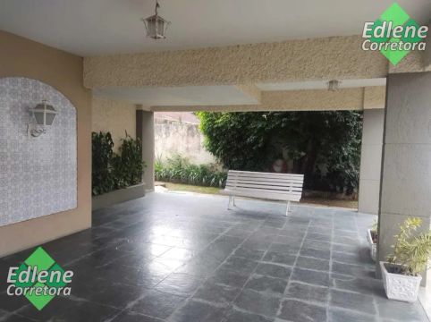 Apartamento para Locação em Teresópolis, Alto, 1 dormitório, 1 banheiro, 1 vaga