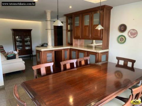 Apartamento à venda, 2 vagas, Centro - Teófilo Otoni/MG