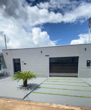 Linda casa Agenor de Carvalho 3/4, sendo 1 suíte, Edícula com banheiro ! 417m2