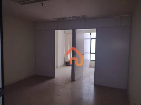 Sala comercial à venda, 62 m², por R$ 220.000 no Centro de Niterói/RJ