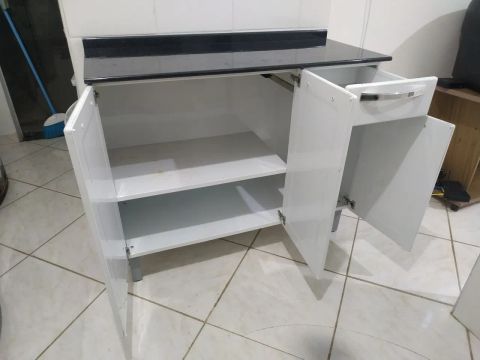 Armário balcão de Cozinha Itatiaia aço Branco com Tampo Preto