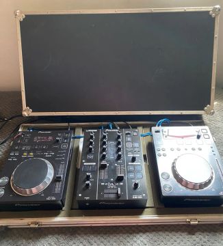 Mesa de Som Pioneer DJM-350 e CDJ-350