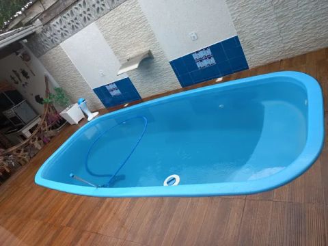 Alugo casa com piscina próximo ao parque Beto carreiro