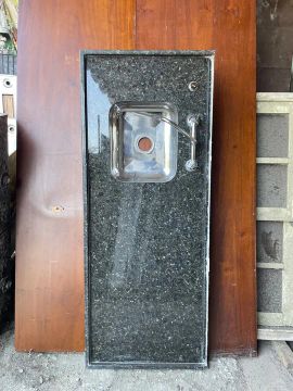 Pia de Granito Verde Ubatuba - 1,50m x 0,60m