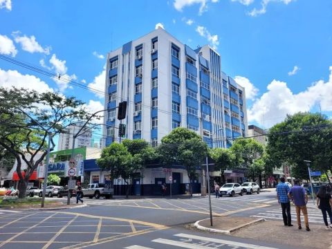 Sala para alugar em Maringá, Zona 01, com 49.11 m², Centro Empresarial Joubert De Carvalho