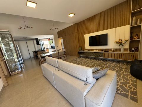 Casa térrea de alto padrão  Esquina no Portinari 1 282 m² construída e 543 m² total