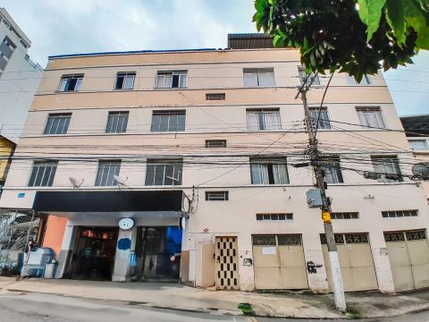 3 quartos com vaga no Santa Helena para locação