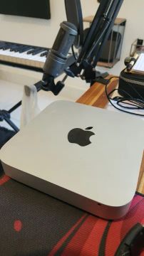 Apple Mac Mini i7 + 16GB Ram + 500 GB Ssd 