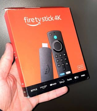 FIRE tv stick 4K, caixa lacrada.
