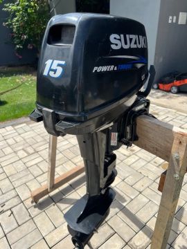 VENDO MOTOR DE POPA SUZUKI 15HP - SEMINOVO, REVISADO E PRONTO PARA USO