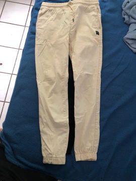 Calça de sarja branca masculina
