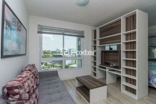 Apartamento loft studio a venda com 37m², 1 quarto, vaga no PARIGI, Três Figueiras, Porto 