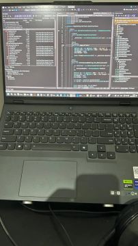 Notebook Legion Pro 5 - i9-14900HX - Garantia até novembro/ 2025