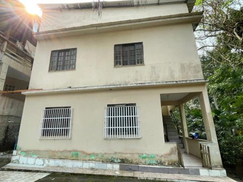 Alugo Casa de 02 Quartos em Caetés - Angra dos Reis - RJ