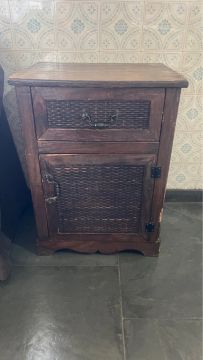 Criado mudo de Madeira Vintage