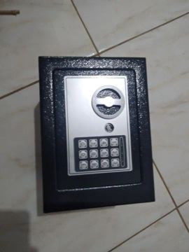 Cofre Digital para Segurança Residencial
